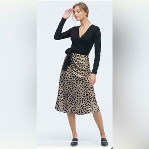 Lilysilk Leopard Print Midi skirt NWOT